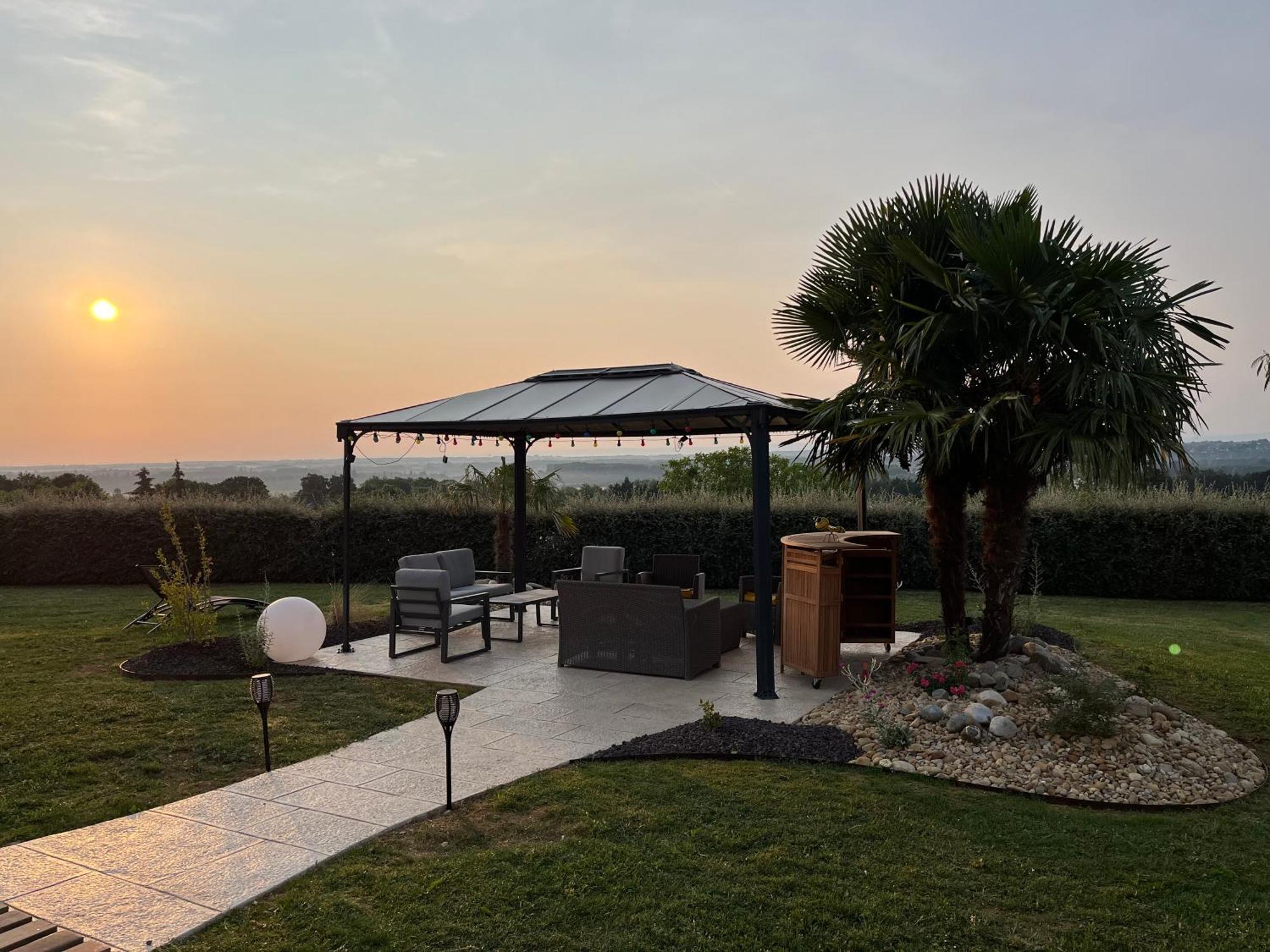 Hotel Le Kolibri Tournus Ngoại thất bức ảnh