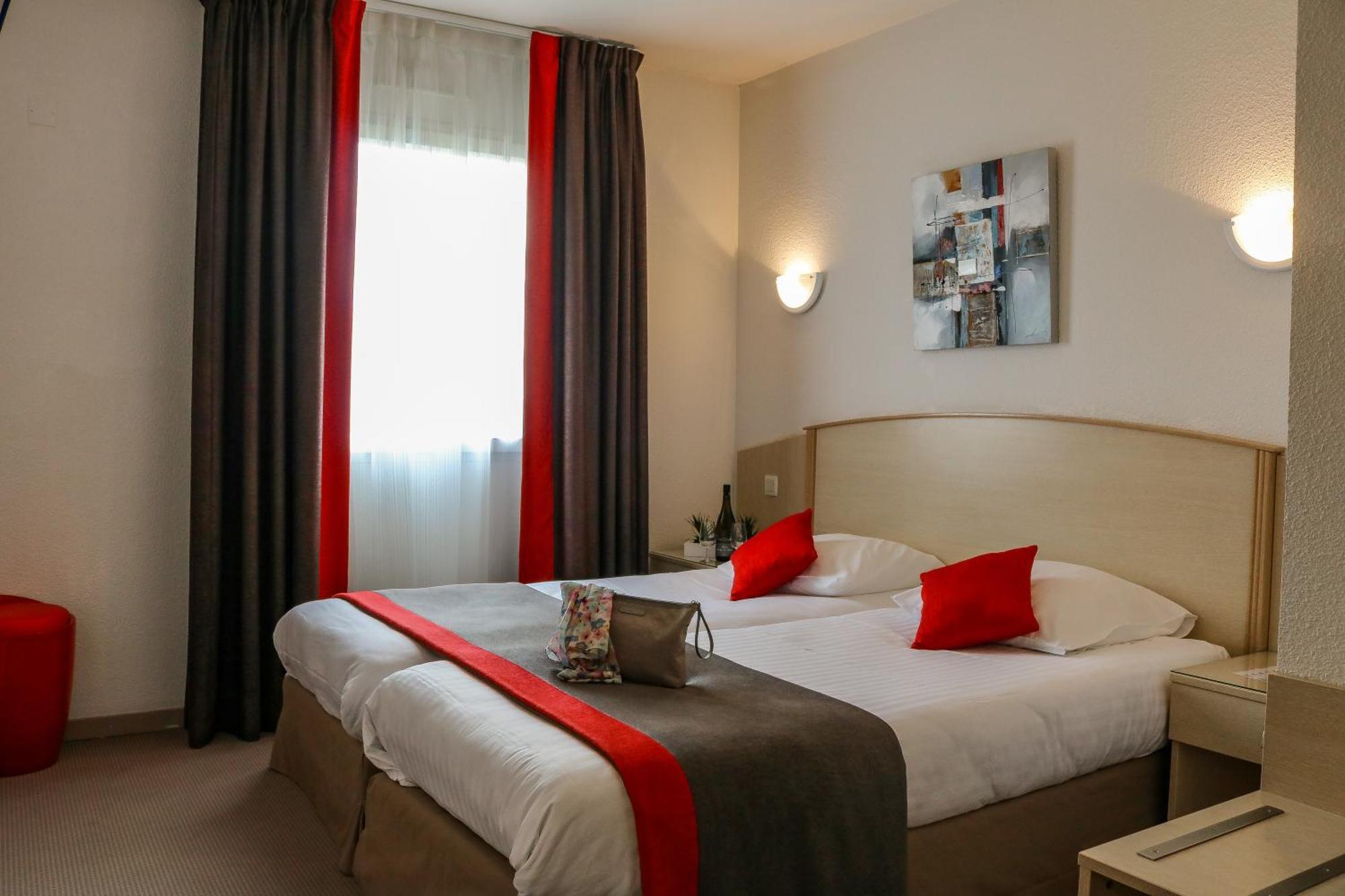 Hotel Le Kolibri Tournus Ngoại thất bức ảnh